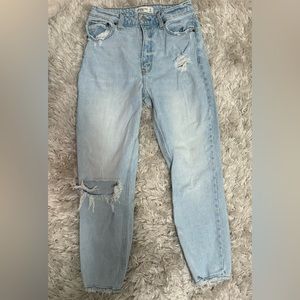 Abercrombie Fitch The High Rise Mom Jeans Size 4